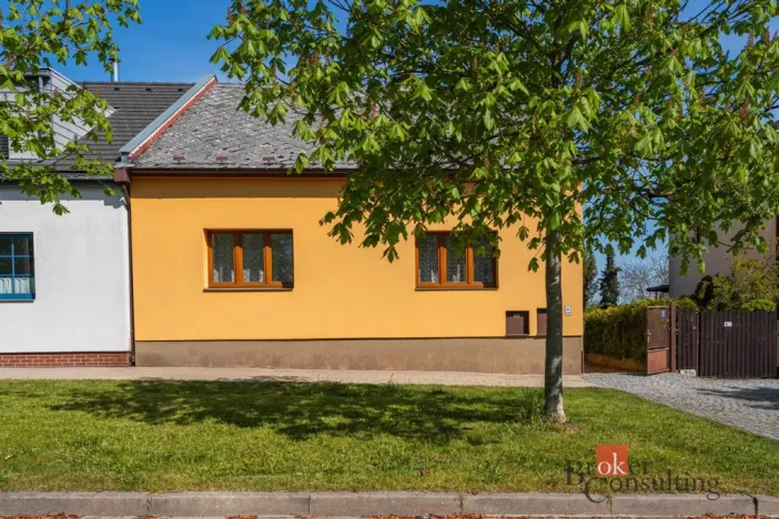Prodej rodinného domu, Hradec Králové - Nový Hradec Králové, Pešinova, 300 m2