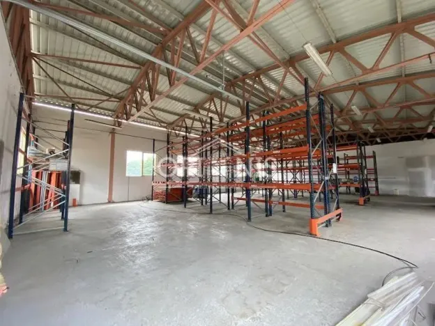 Pronájem skladu, Chomutov, Raisova, 335 m2
