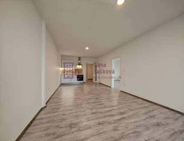 Pronájem bytu 2+kk, Jindřichův Hradec - Jindřichův Hradec II, Nádražní, 58 m2