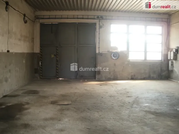 Pronájem garáže, Branky, 110 m2