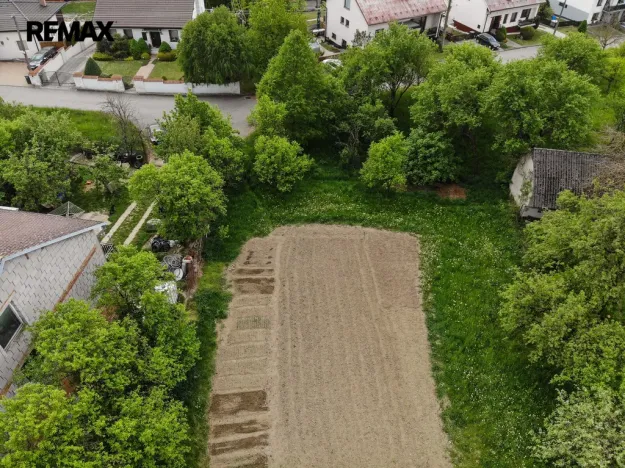 Prodej pozemku pro bydlení, Doubravy, 736 m2
