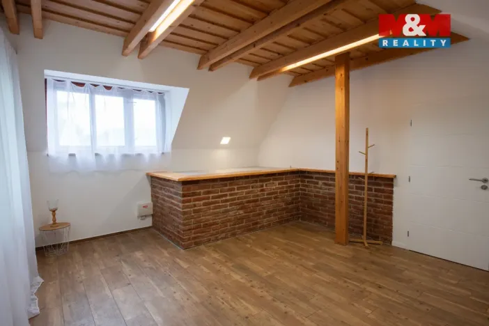 Pronájem obchodního prostoru, Hradec Králové - Kukleny, Pražská třída, 23 m2