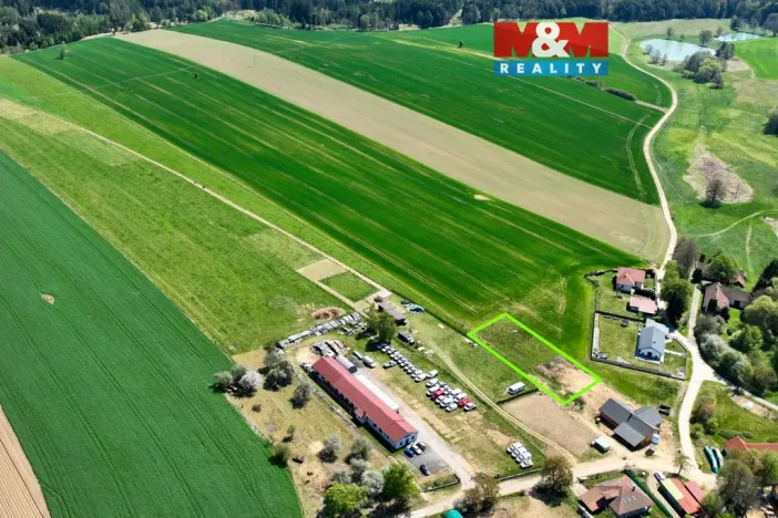 Prodej pozemku pro bydlení, Bácovice, 1600 m2