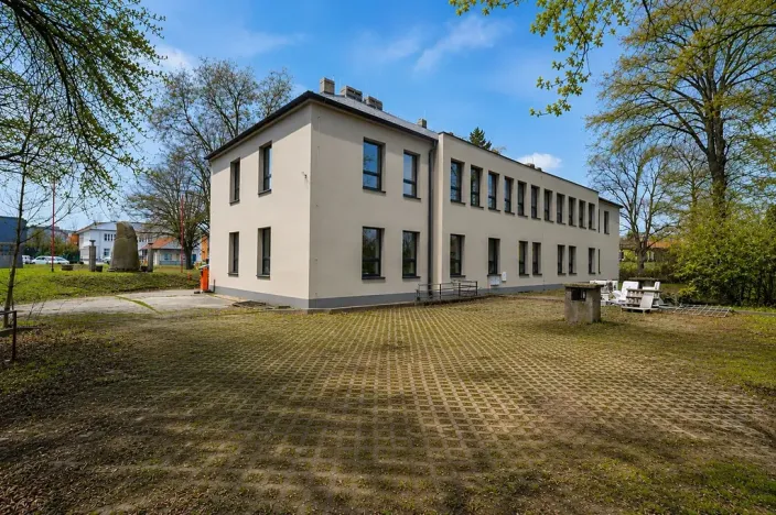 Prodej kanceláře, Praha - Letňany, Beranových, 1190 m2