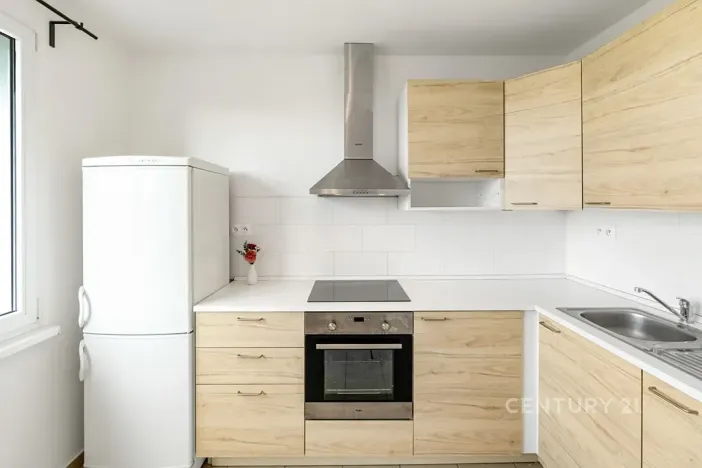 Pronájem bytu 2+1, Praha - Kamýk, Zárubova, 61 m2