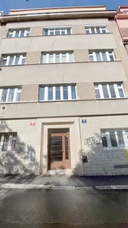 Prodej bytu 2+kk, Praha, Vyšší, 52 m2