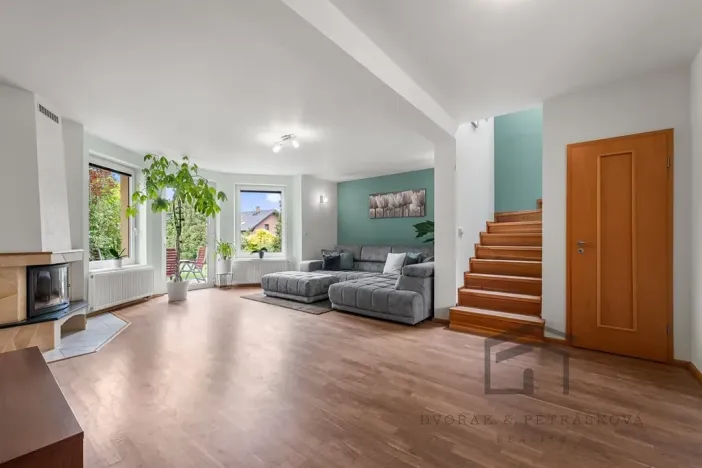 Prodej rodinného domu, Vrané nad Vltavou, Kruhová, 154 m2