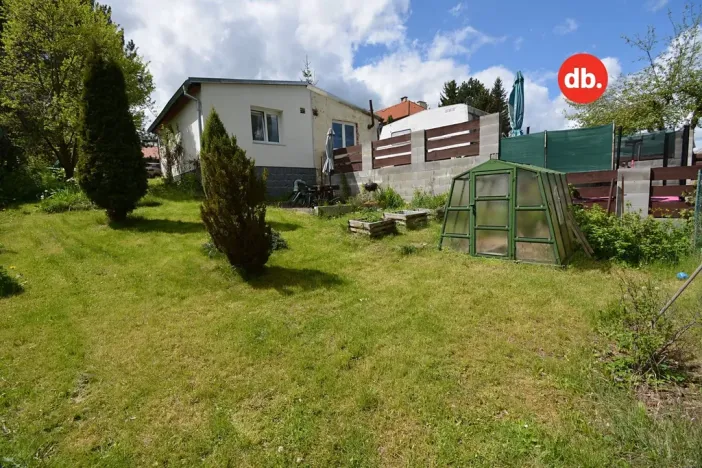 Pronájem garáže, Toužim, Plzeňská, 33 m2