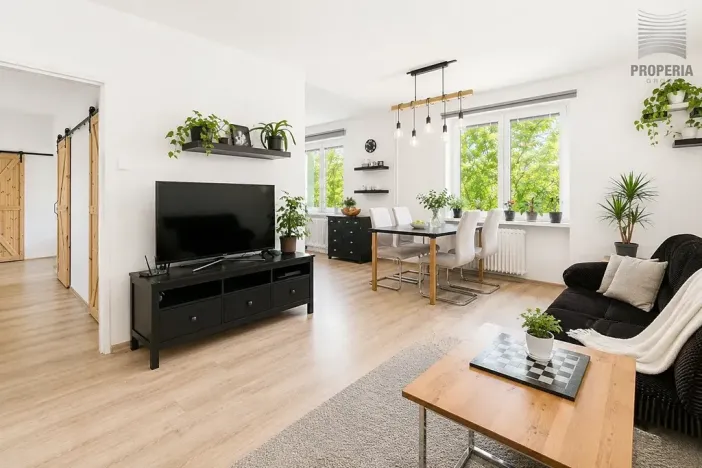 Prodej bytu 4+1, Adamov, Komenského, 102 m2