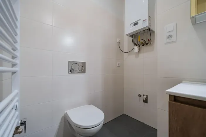 Pronájem bytu 2+kk, Praha - Bubeneč, Kamenická, 52 m2