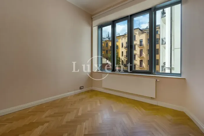 Pronájem kanceláře, Praha - Josefov, Pařížská, 210 m2