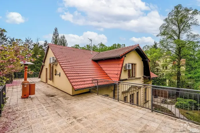 Prodej vily, Unhošť, Lipová, 470 m2