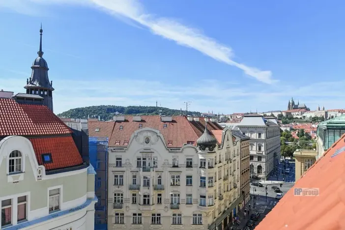 Prodej atypického bytu, Praha - Josefov, Valentinská, 108 m2