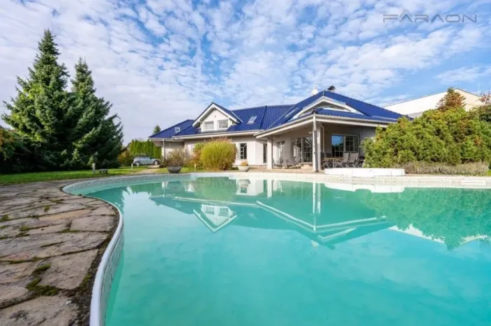 Prodej rodinného domu, Dolní Břežany, V Hranicích, 454 m2
