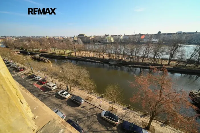 Prodej bytu 3+1, Praha - Smíchov, Janáčkovo nábřeží, 115 m2