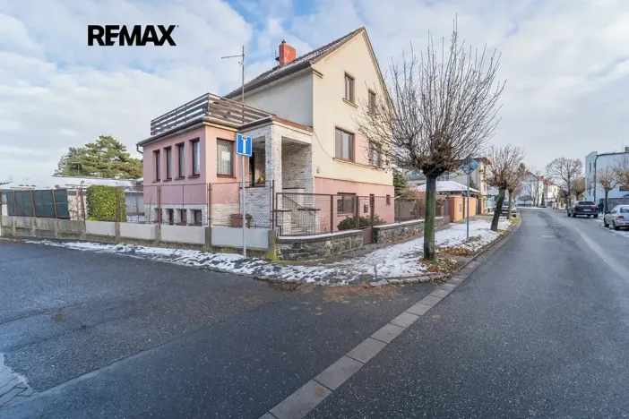 Prodej rodinného domu, Kolín, Zborovská, 180 m2