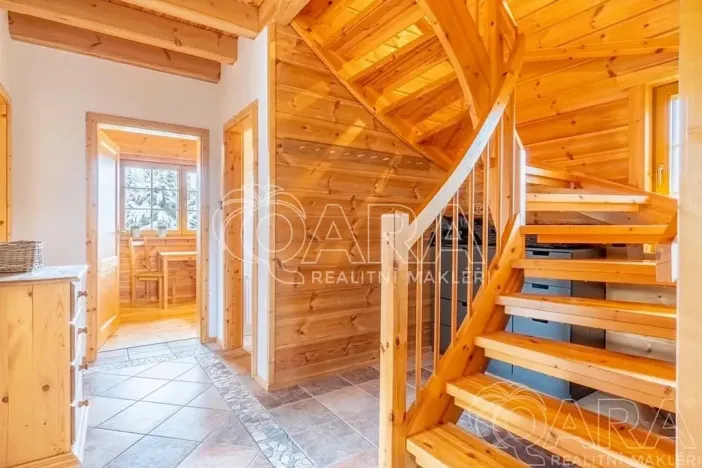 Prodej rodinného domu, Loučná pod Klínovcem, 195 m2