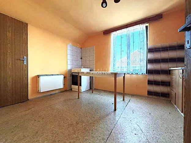 Prodej kanceláře, Zápy, 125 m2