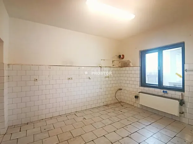 Prodej kanceláře, Zápy, 125 m2