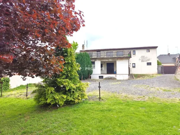 Prodej kanceláře, Zápy, 260 m2