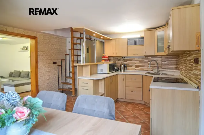 Prodej rodinného domu, Lužice, Lomená, 130 m2