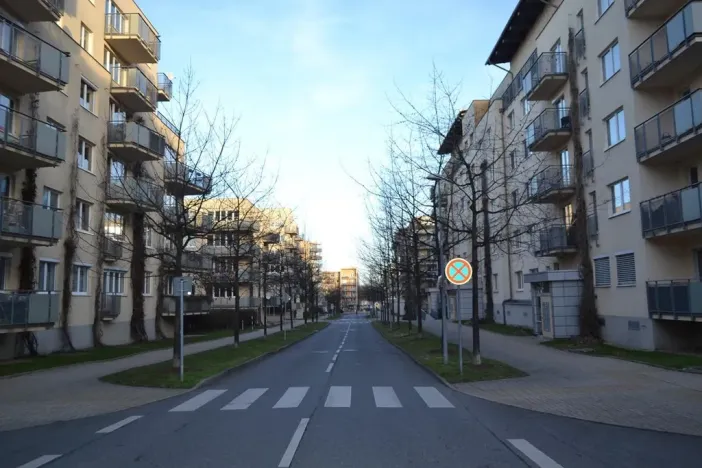 Pronájem bytu 1+kk, Praha - Hostivař, Bratislavská, 36 m2