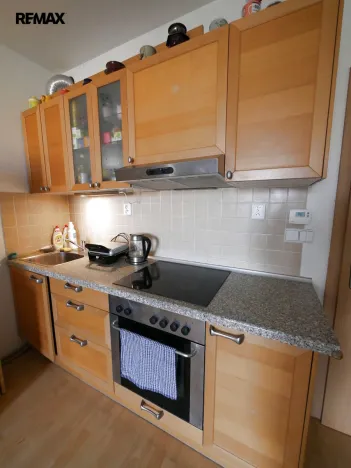 Pronájem bytu 2+kk, Praha - Kunratice, Pod Haltýřem, 52 m2