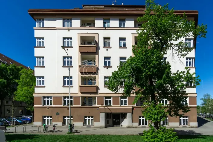 Prodej bytu 2+kk, Praha - Holešovice, Jankovcova, 44 m2