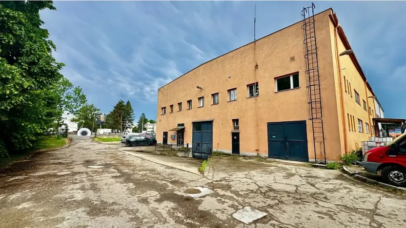 Prodej skladu, Brno, Hněvkovského, 1574 m2