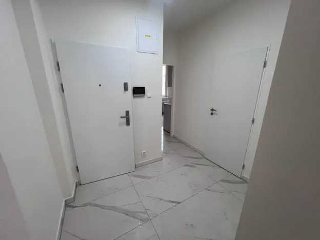 Prodej bytu 2+1, Karlovy Vary, Koptova, 72 m2