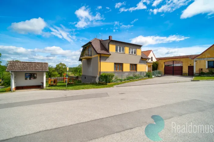 Prodej rodinného domu, Libníč, 180 m2