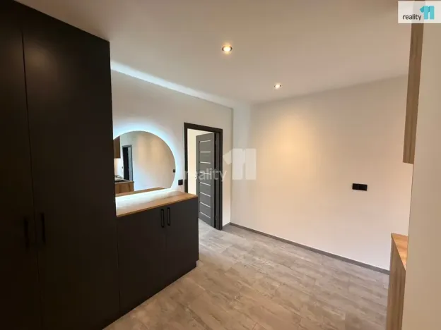 Pronájem bytu 2+1, Sokolov, Švabinského, 59 m2