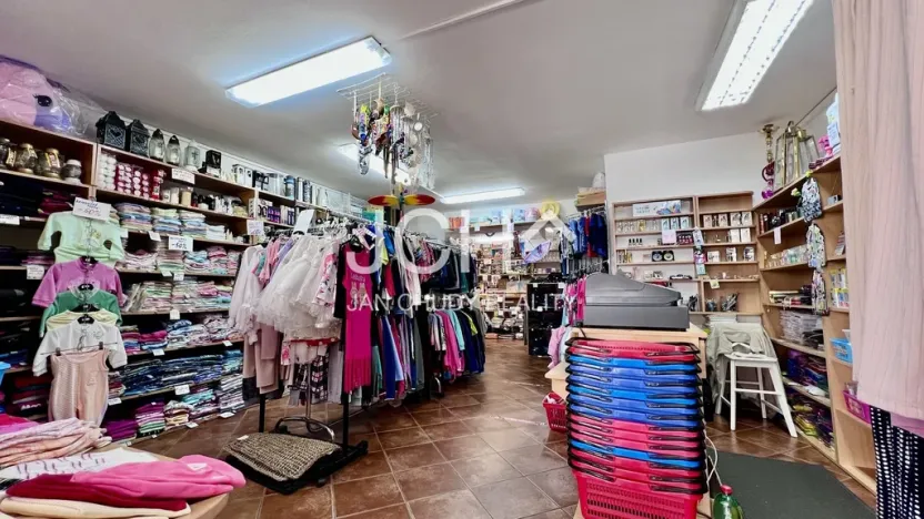 Pronájem obchodního prostoru, Uničov, Olomoucká, 65 m2