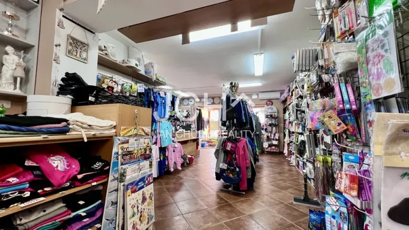 Pronájem obchodního prostoru, Uničov, Olomoucká, 65 m2