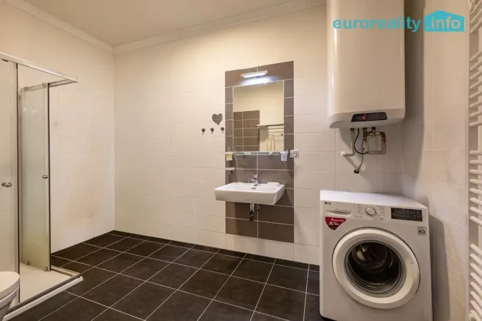 Prodej bytu 3+kk, Mariánské Lázně - Úšovice, Zeyerova, 74 m2