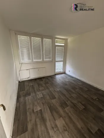 Prodej bytu 2+1, Bukovany, 77 m2