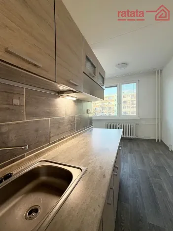 Pronájem bytu 2+1, Chomutov, Březenecká, 58 m2
