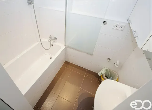 Pronájem bytu 2+kk, Praha - Řepy, Laudova, 35 m2