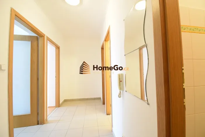 Pronájem bytu 1+kk, Praha - Troja, K Haltýři, 55 m2