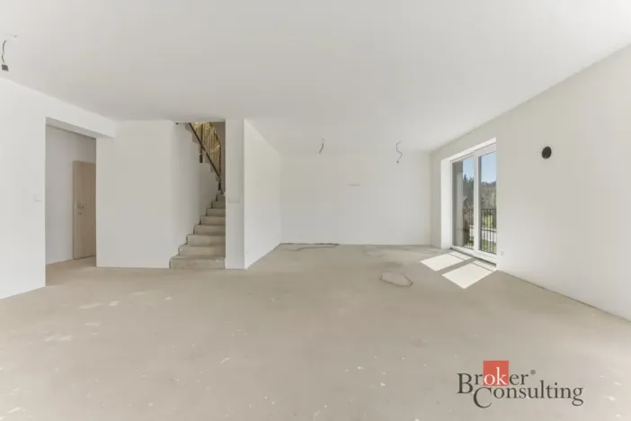Prodej bytu 4+kk, Mladé Buky - Hertvíkovice, 132 m2