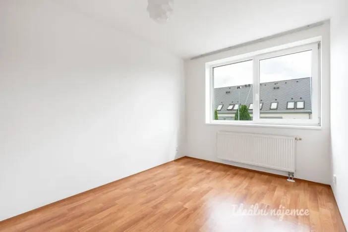 Pronájem bytu 2+kk, Praha - Kbely, Pod Nouzovem, 65 m2