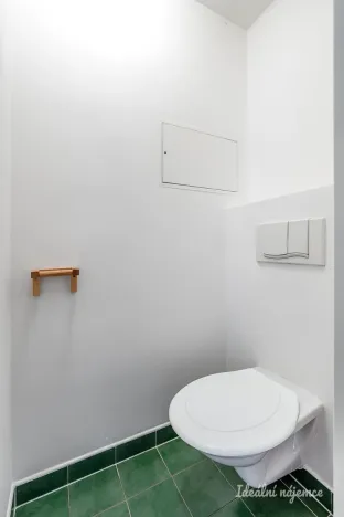 Pronájem bytu 2+kk, Praha - Kbely, Pod Nouzovem, 65 m2