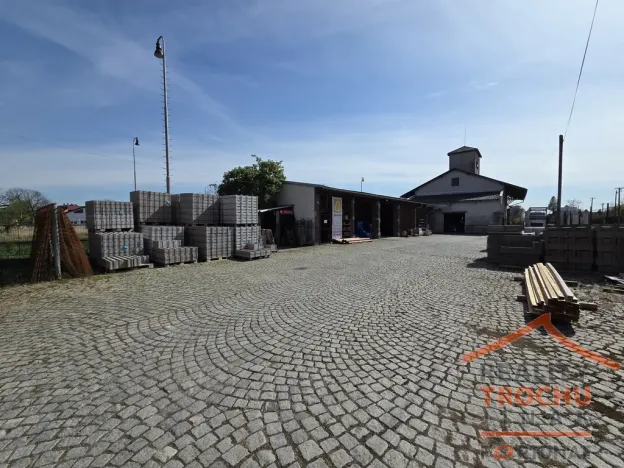 Prodej obchodního prostoru, Sadová, 339 m2