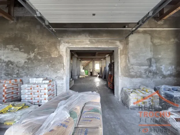 Prodej obchodního prostoru, Sadová, 339 m2