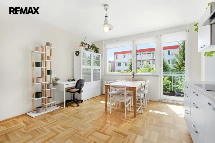 Prodej bytu 3+1, Praha - Hlubočepy, Lamačova, 72 m2