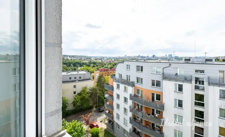 Pronájem bytu 1+kk, Praha - Záběhlice, Ve slatinách, 30 m2