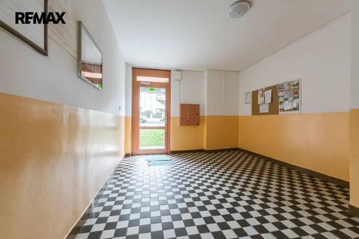 Prodej bytu 1+1, Bystřany, Pražská, 36 m2
