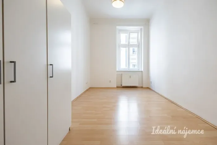 Pronájem bytu 2+1, Praha - Žižkov, Lipanská, 45 m2