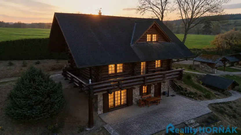 Prodej rodinného domu, Hluboká nad Vltavou - Jeznice, 293 m2