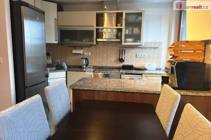 Pronájem bytu 1+1, Praha - Libeň, Podvinný mlýn, 49 m2